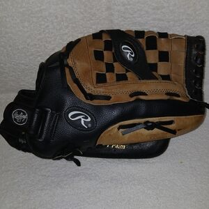 Rawlings 14"(UNISEX) Black and Brown Checkered Softball Glove
